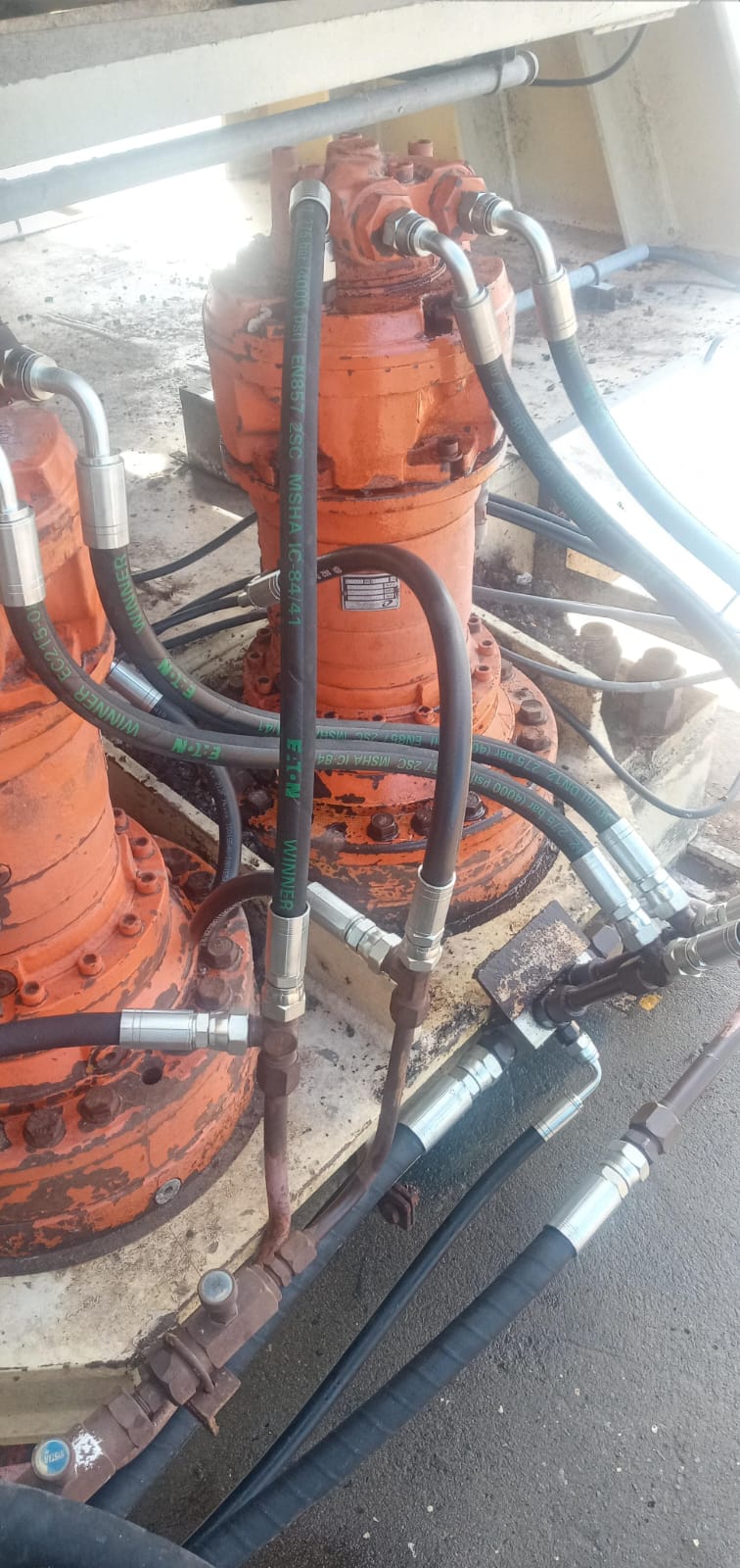 Trabajo hidráulico naval